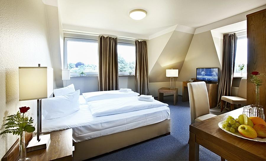 Hotel Koenigstein Kiel By Tulip Inn Eksteriør billede